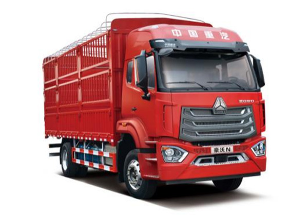 Enclosed Cargo Truck