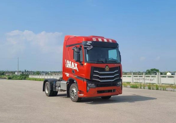 Tractor truck